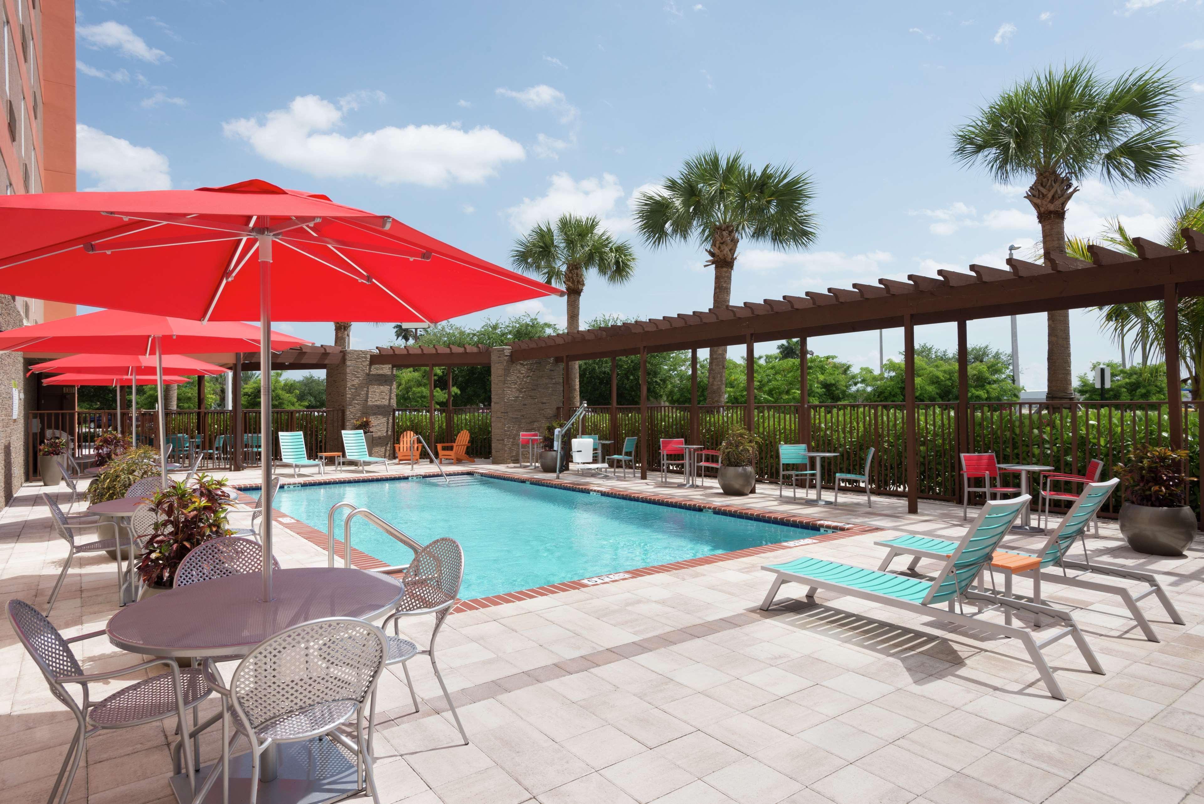 Home2 Suites By Hilton Florida City Exteriör bild
